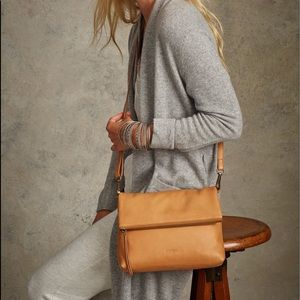 New Margot New York Robbie cross body in brown